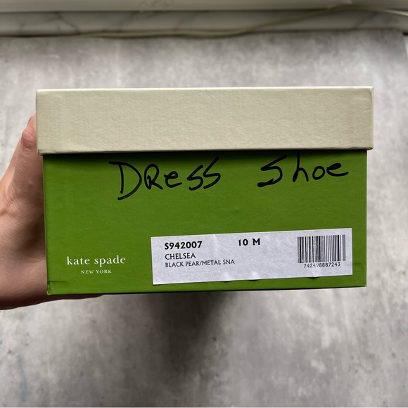 Elegant Black Stiletto Heels - Picture 13 of 13